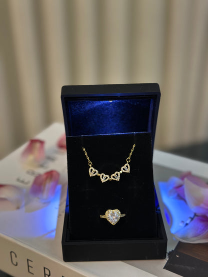 IŞIKLI KUTUDA SET ( KOLYE + YÜZÜK ) 🥰